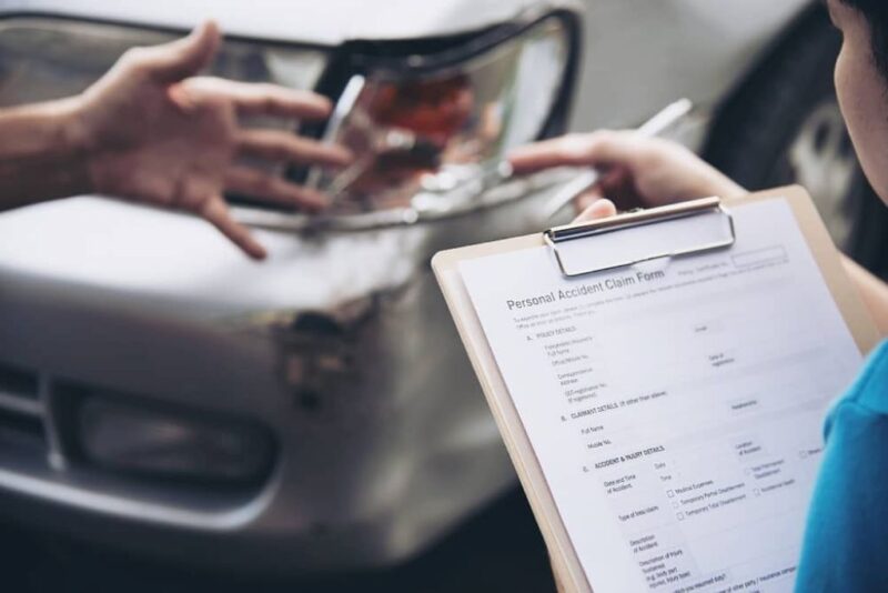 Navigating Car Injury Claims Court Proceedings Without a Lawyer